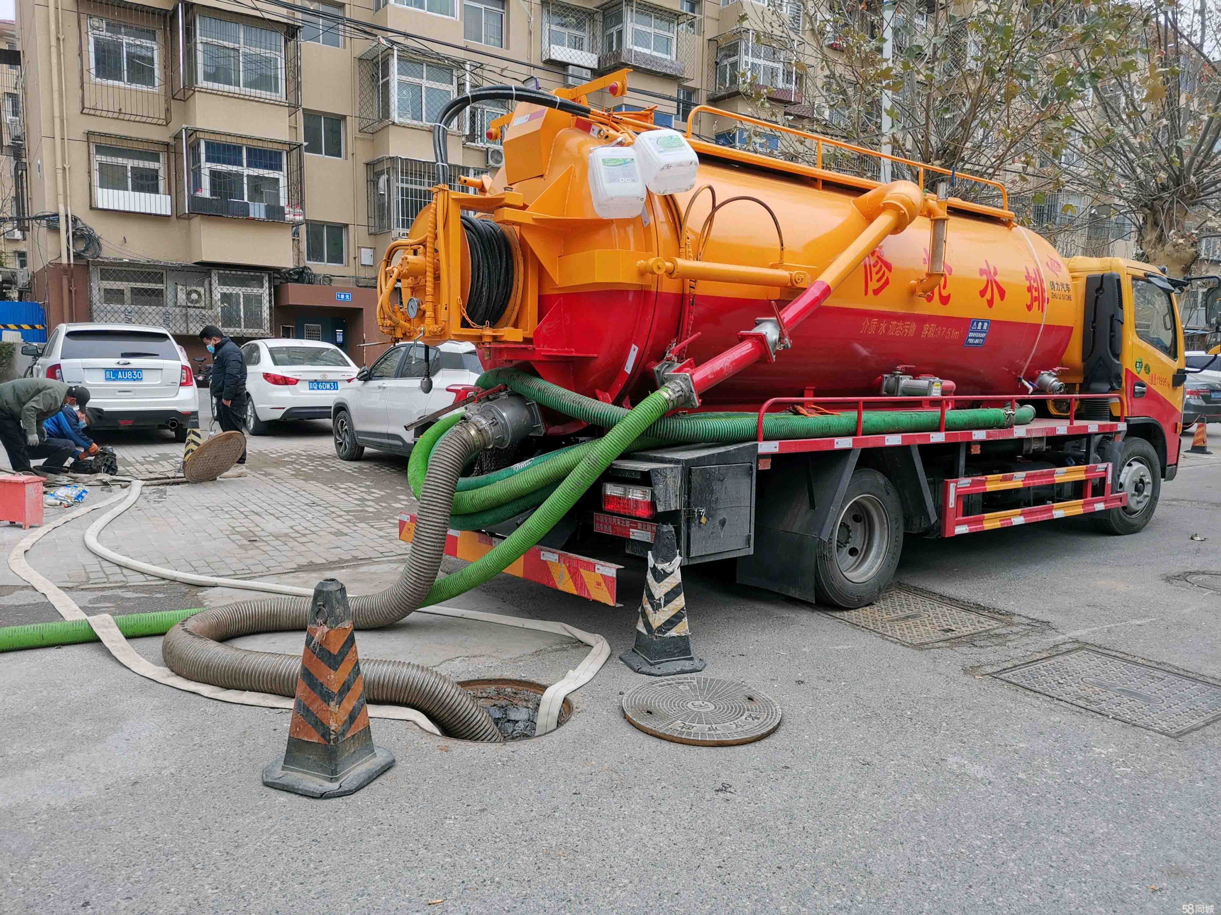 乌拉特前抽粪吸污